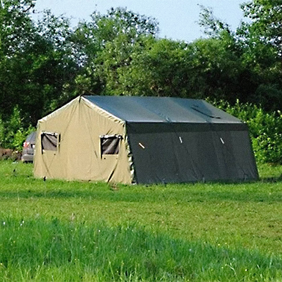 Стандартные армейские палатки в Ейске